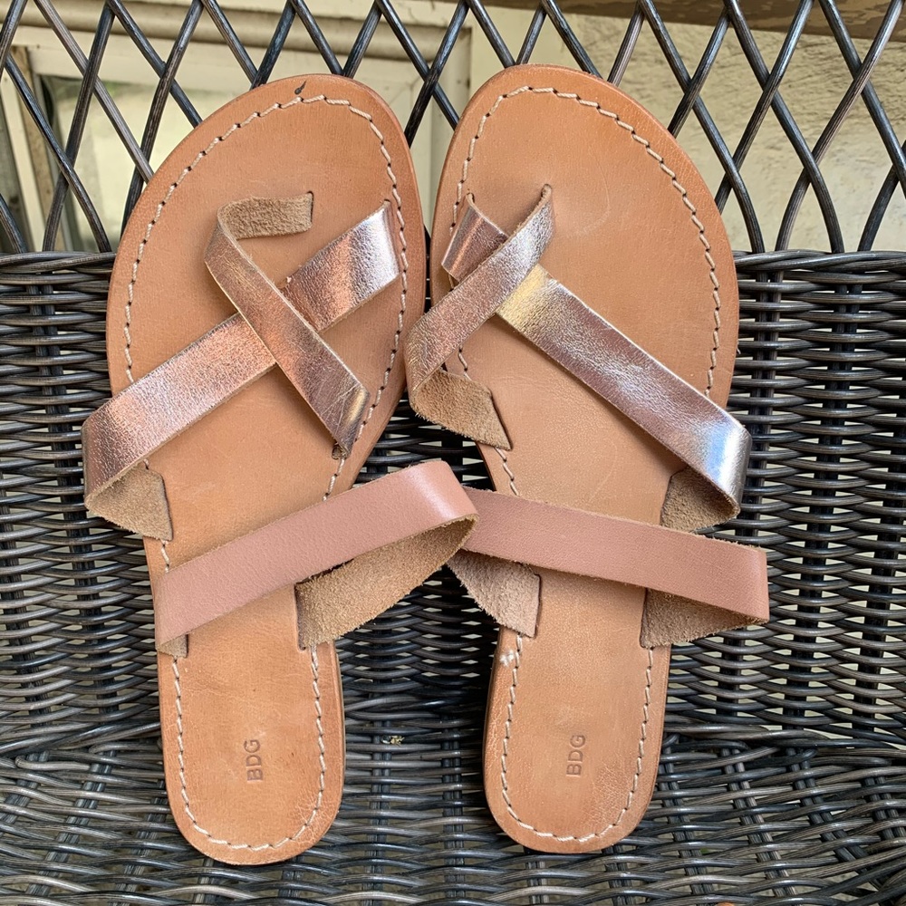 Leather strappy sandals